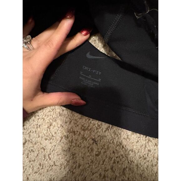 Nike Black Sports Bra - Picture 4 of 4